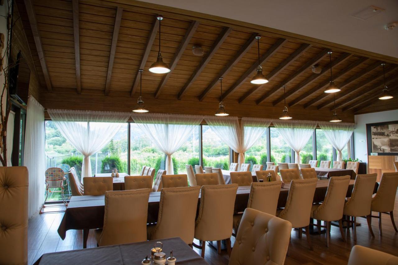 Mirage Resort & Spa Viseu de Sus Bagian luar foto